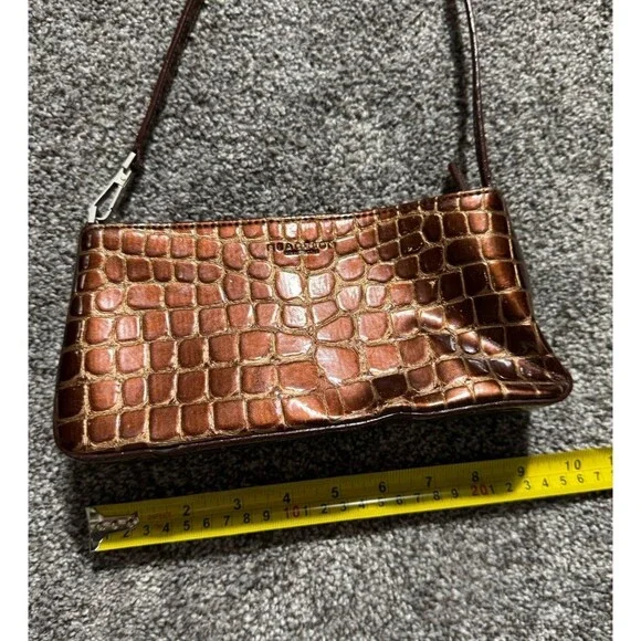 Kenneth Cole Reaction Brown/Copper Faux Alligator Print Clutch Shoulder purse - Picture 13 of 16